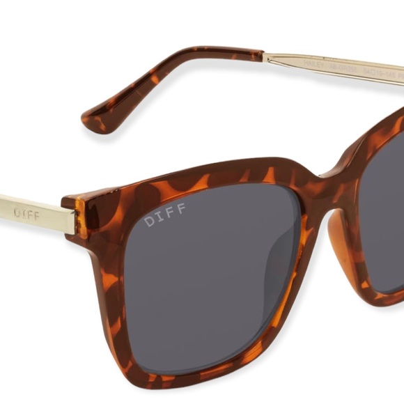 DIFF Hailey Sunglasses Tortoise Gold Frame Grey Lenses Oversized Square #105 NIB - Picture 5 of 10